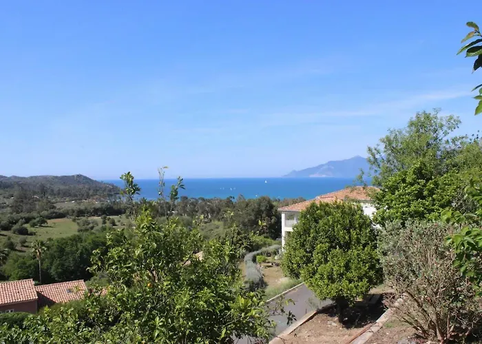 Spacieuse A Saint-florent Avec Piscine Vila Saint-Florent (Corsica)